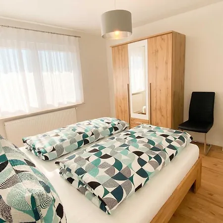 Haus Hinz Апартаменты *